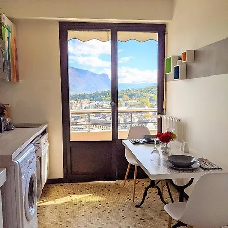 Appartement Secteur Gare Avec Balcon Et Vue Panoramique Chambéry Exterior foto