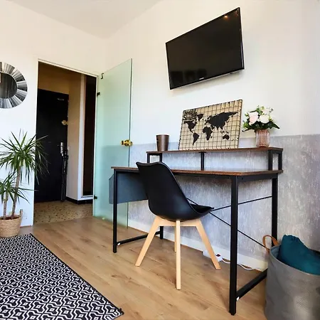 Appartement Secteur Gare Avec Balcon Et Vue Panoramique Chambéry Exterior foto